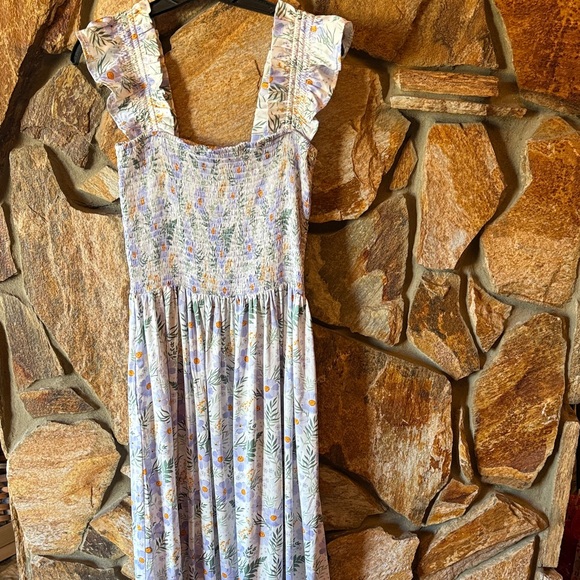 MELLODAY Dresses & Skirts - MELLODAY Floral Smocked Dress